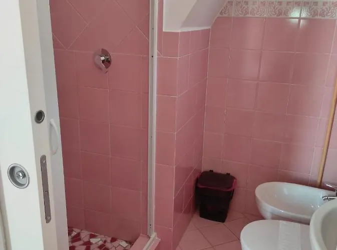 Enza Room's Coast Gæstehus 4*